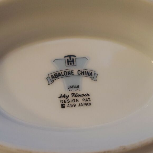 Abalone China Sky Flower Gravy Boat Vintage Japan MCM White Blue Platinum Trim - Picture 6 of 7